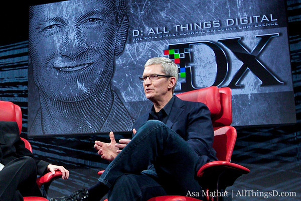 Tim Cook reaffirms no future hybrid Apple products