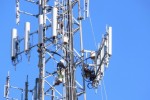 T-Mobile and Verizon ink huge AWS spectrum sale and swap deal