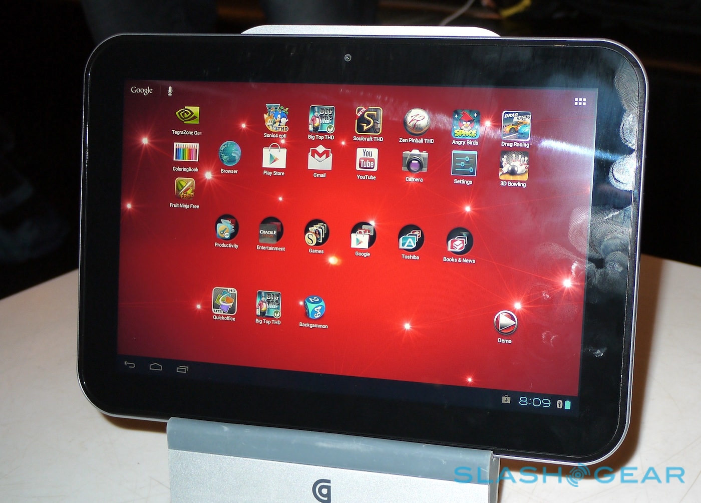 Toshiba AT300 HandsOn SlashGear