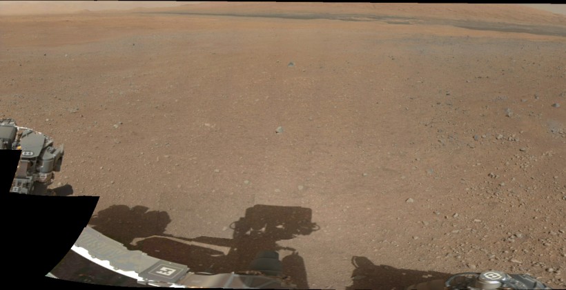 New Mars Photos from Curiosity bring 360 color panorama