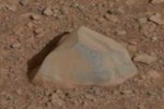 Curiosity shoots laser at Coronation rock on Mars