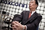 Sharp expected to sell shares to Foxconn for less amid decline in value