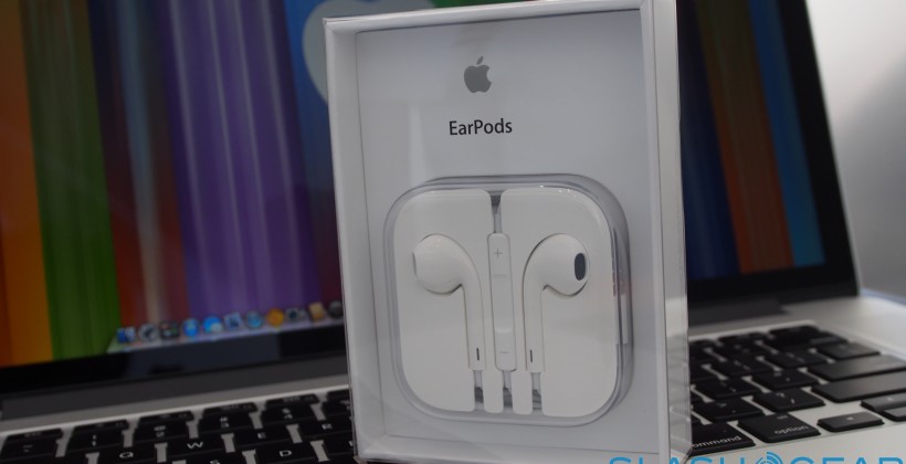 Apple EarPods headphones hands-on