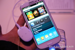 Samsung S Pebble music player arrives in the US