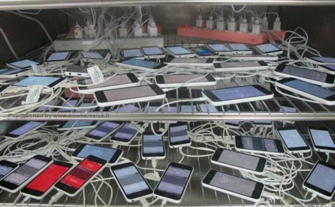 iPhone 5C revealed in leaked back case and testing photos