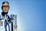 Incredible Bionic Man himself appears at NYCC