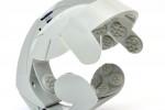 Thanko USB head massager makes cubicle dwelling workers more comfortable