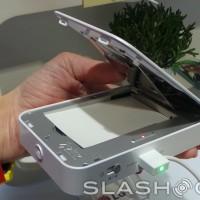 LG’s Pocket Photo, hands-on with pocketed photos