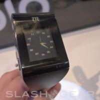 ZTE BlueWatch smartwatch hands-on