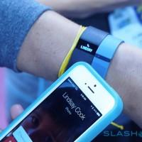 Fitbit Force Caller ID coming February 2014: Demo