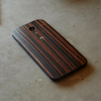 Moto X wood casings expand with new Walnut, Teak, Ebony, and price point