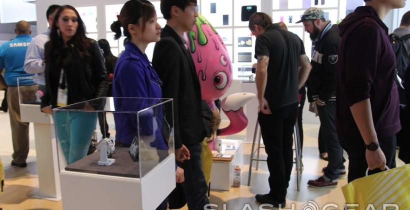 Samsung teams with Kidrobot for live Galaxy painting with Buff Monster, Woes, Scribe