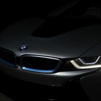 BMW i8 gets laser headlamp option
