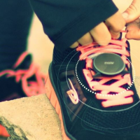 Moov wearable fitness tracker tells you how to improve