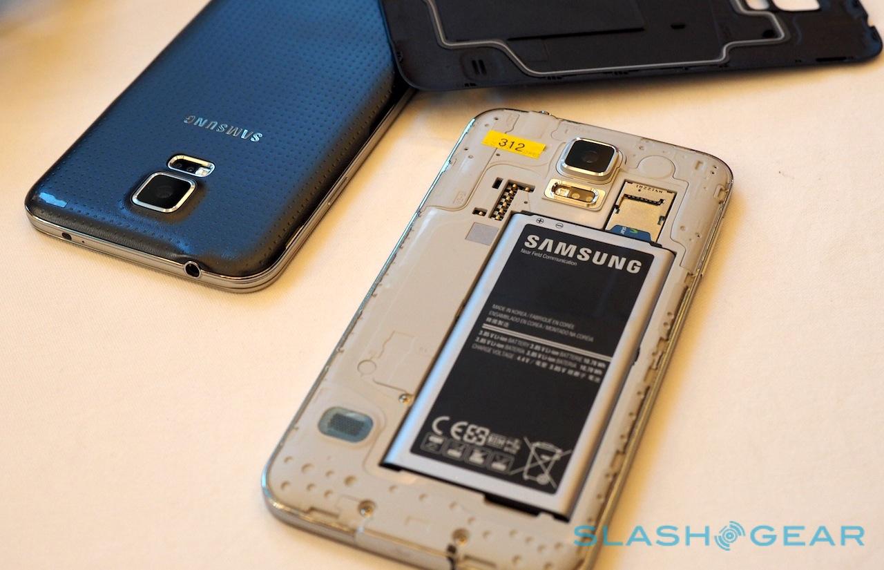 http://www.slashgear.com/wp-content/uploads/2014/02/samsung_galaxy_s5_hands-on_sg_7.jpg