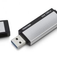 Toshiba TransMemory Pro USB 3.0 Flash Drive writes at 205MB/s