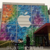 Apple Senior VP and CFO Peter Oppenheimer to retire