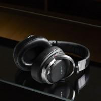 Sony MDR-HW700DS headphones are the world’s first wireless 9.1ch system