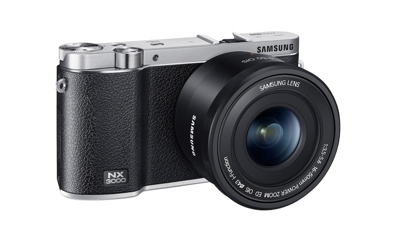 Samsung NX3000 SMART Camera Slots 20.3MP Into Retro Body