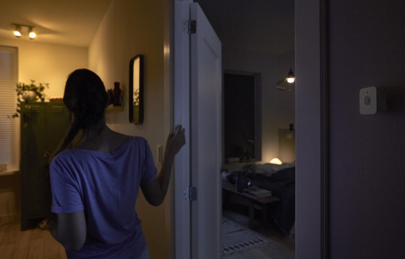 Philips Hue Motion Sensor Triggers IoT Lights; New Hue Bulbs Debut