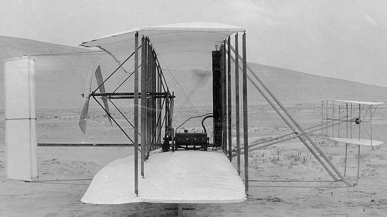 Side view of Wright Flyer