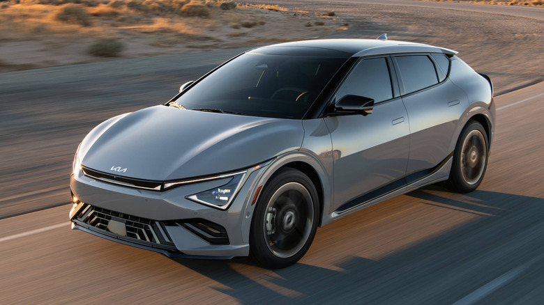 Kia EV6 in the desert.