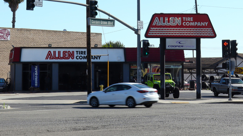Allen Tire Company shop in Garden Grove, CA