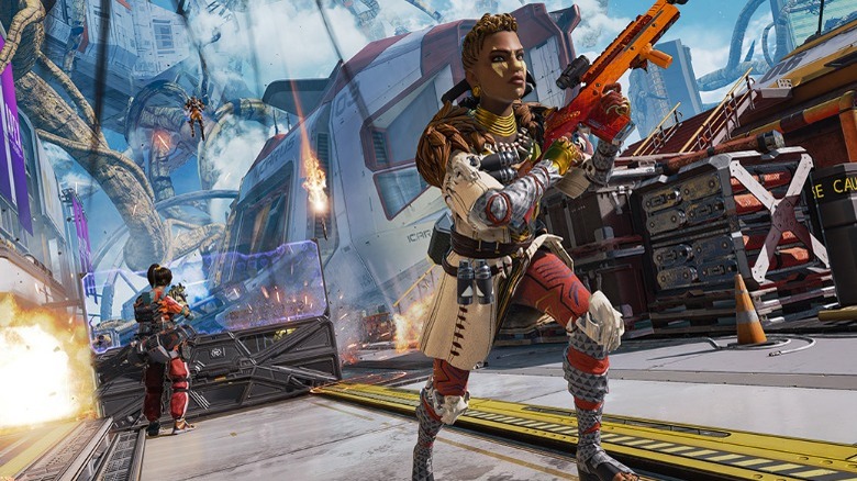 Apex Legends heroes running towards an enemy