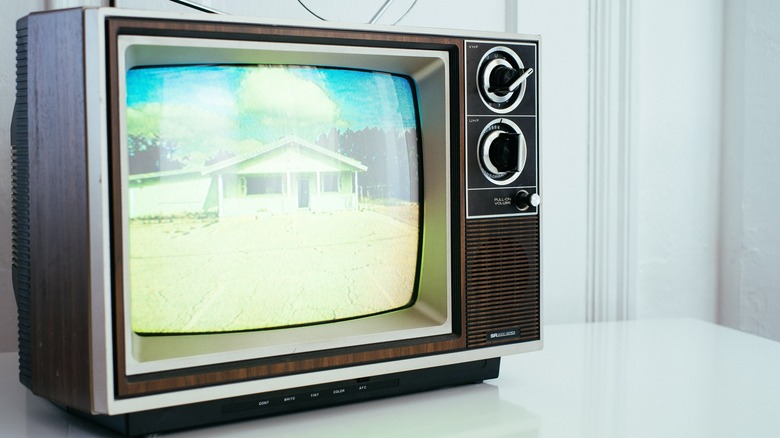 CRT photo frame