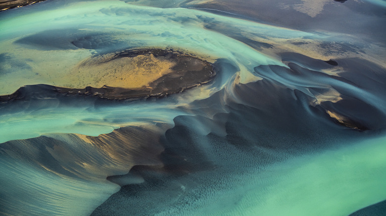 turquoise rivers and formations in Iceland