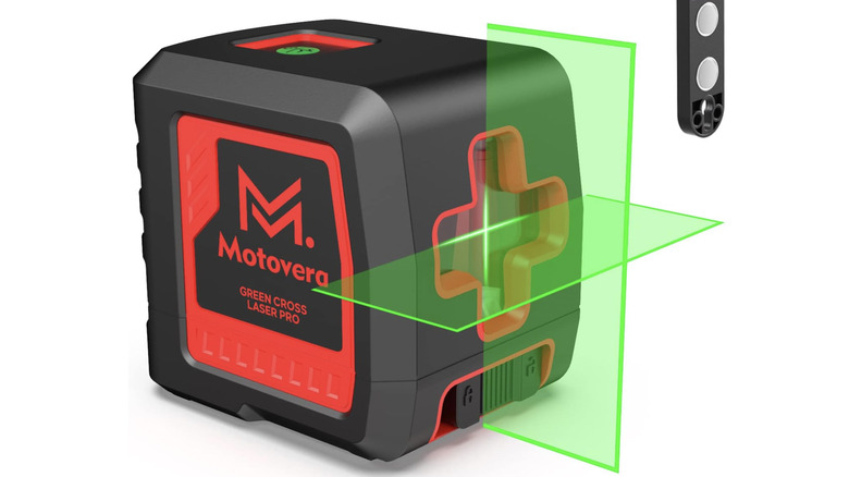 The Motovera 100-foot Green Cross Line Laser Level LL-T2 is pictured on a white background.