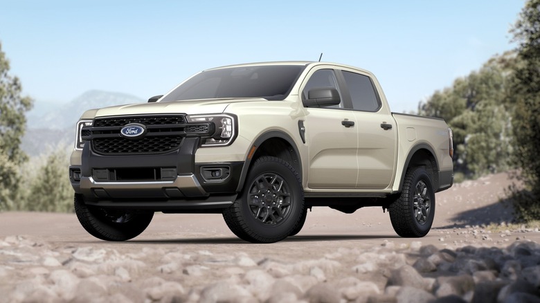 2025 Ford Ranger XLT front 3/4