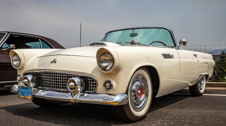 Ford Thunderbird