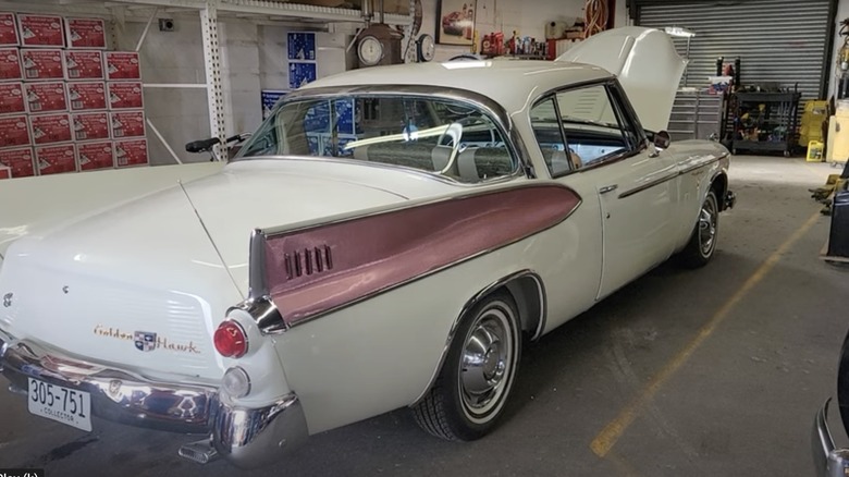 Studebaker Golden Hawk