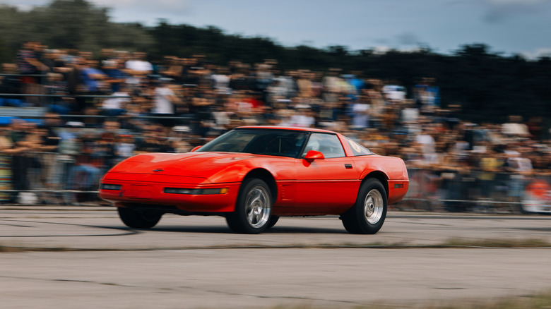 Chevrolet Corvette C4 at speed