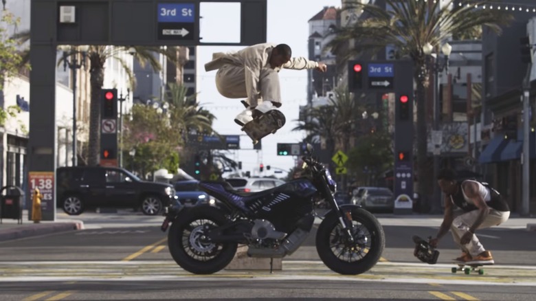 LiveWire Del Mar and street skater