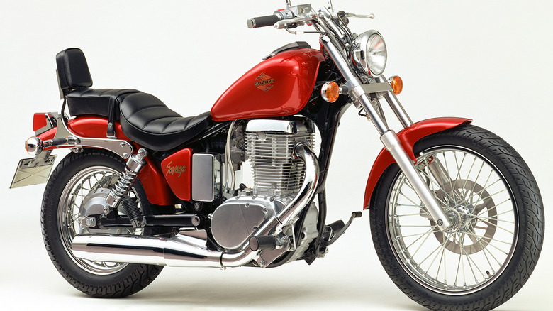 A Suzuki Boulevard S40, formerly known as the Savage LS650 against a studio background