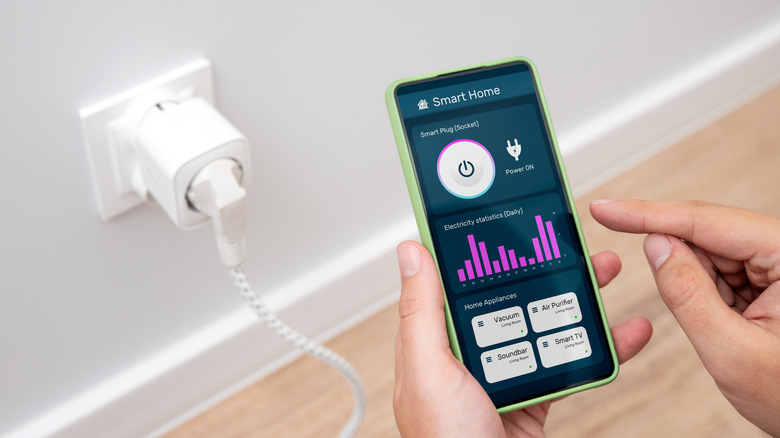 Smart plug and smart home management