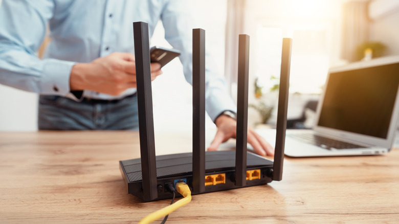 Black wi-fi router