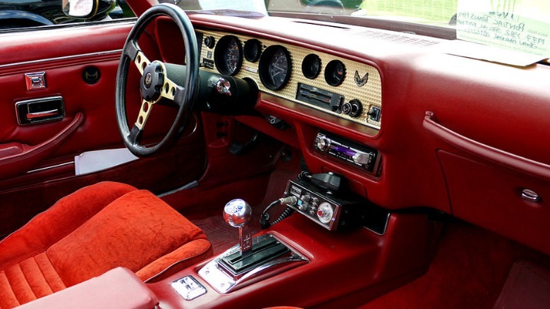 1977 Trans Am CB radio
