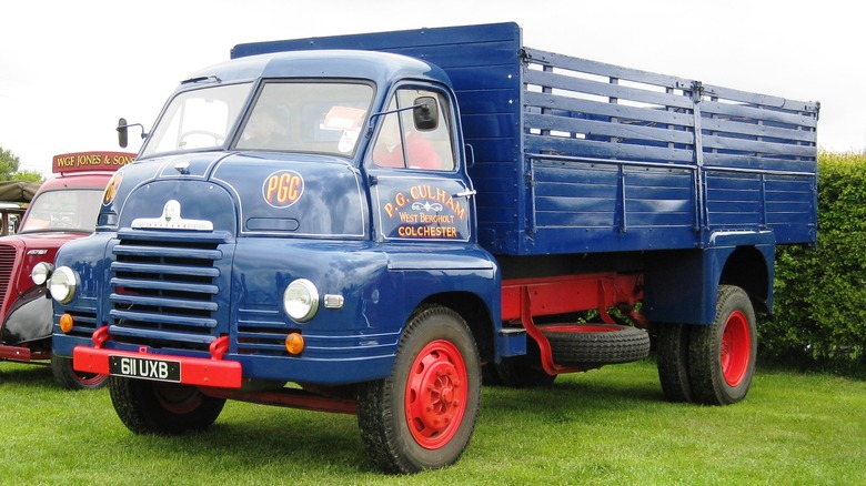 Blue Bedford S series truck seen from front left