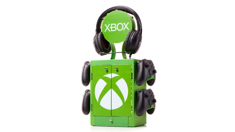 numskull xbox game locker controller headset
