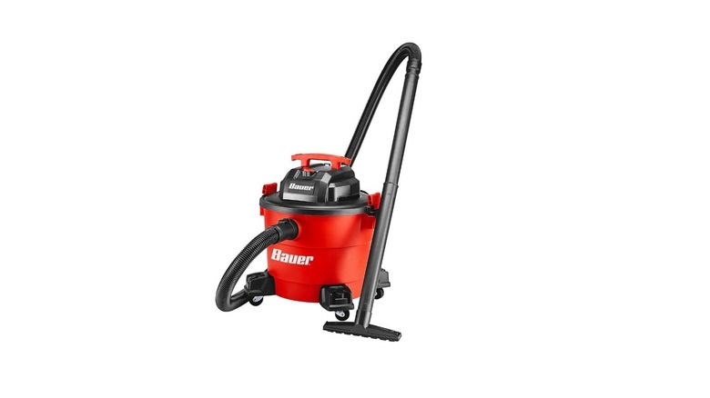 Stock photo of red and black Bauer brand shop vac with hose