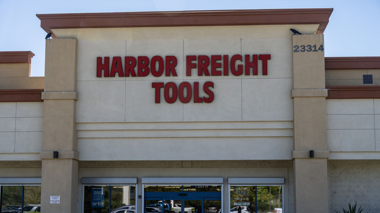 Harbor Freight storefront