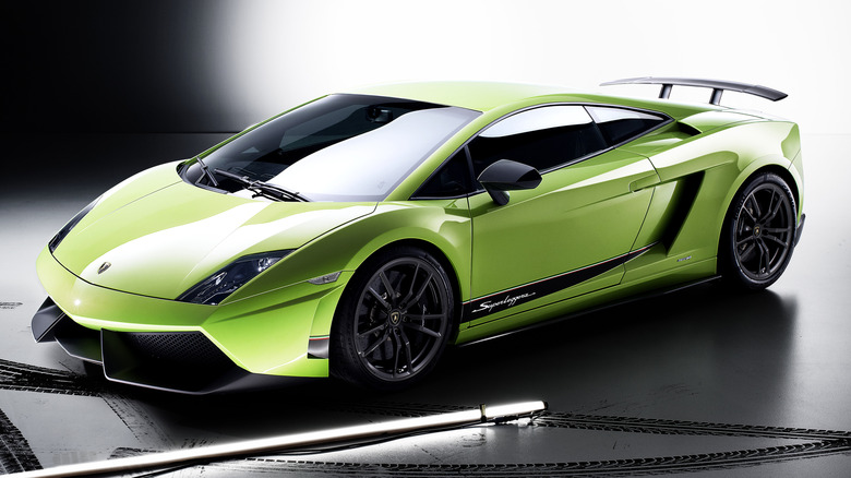 Green Lamborghini Gallardo Superleggera studio photo