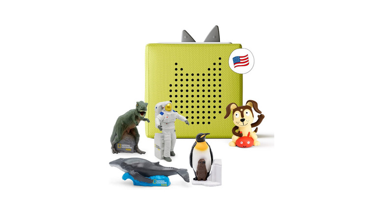 Toniebox audio player starter set with various fingurines
