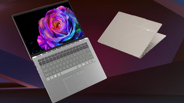 Acer Swift Go 14 open and closed