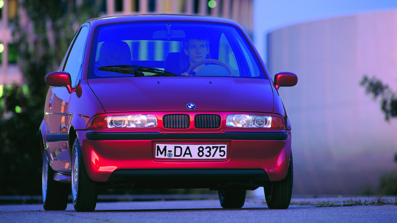 BMW E1 electric city car