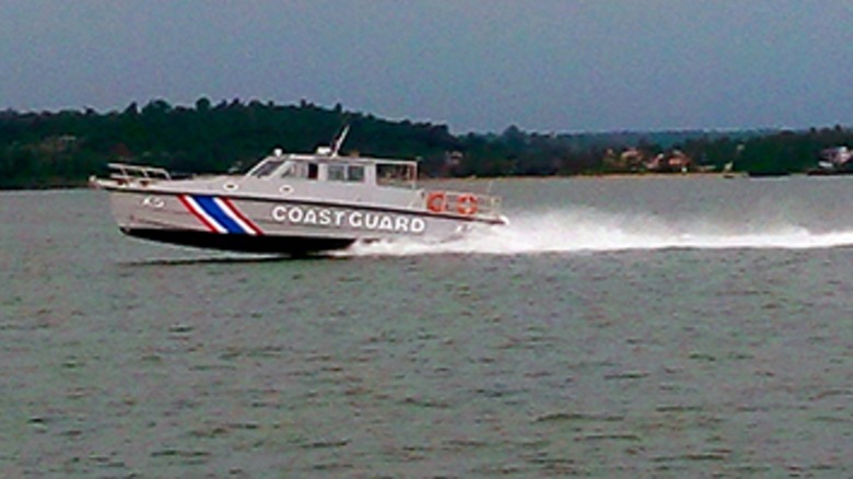 cummins mauritas fast interceptor boat