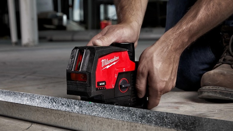 Using the laser on the floor.